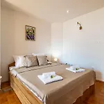 Sunny In The Center Of For 5guests *
