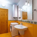 Sunny In The Center Of For 5guests * Varna